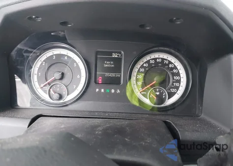 2014 Ram 1500 Express z USA, uszkodzony, nr VIN 1C6RR7KT1ES174773